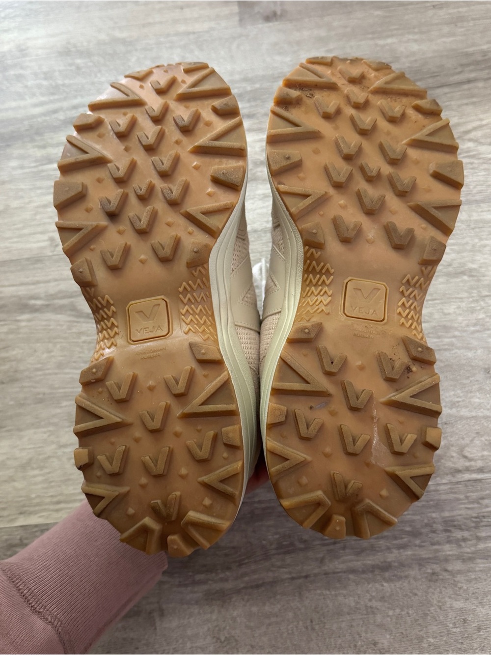Veja X Reformation Venturi Sneakers in Juta - Picture 11 of 13